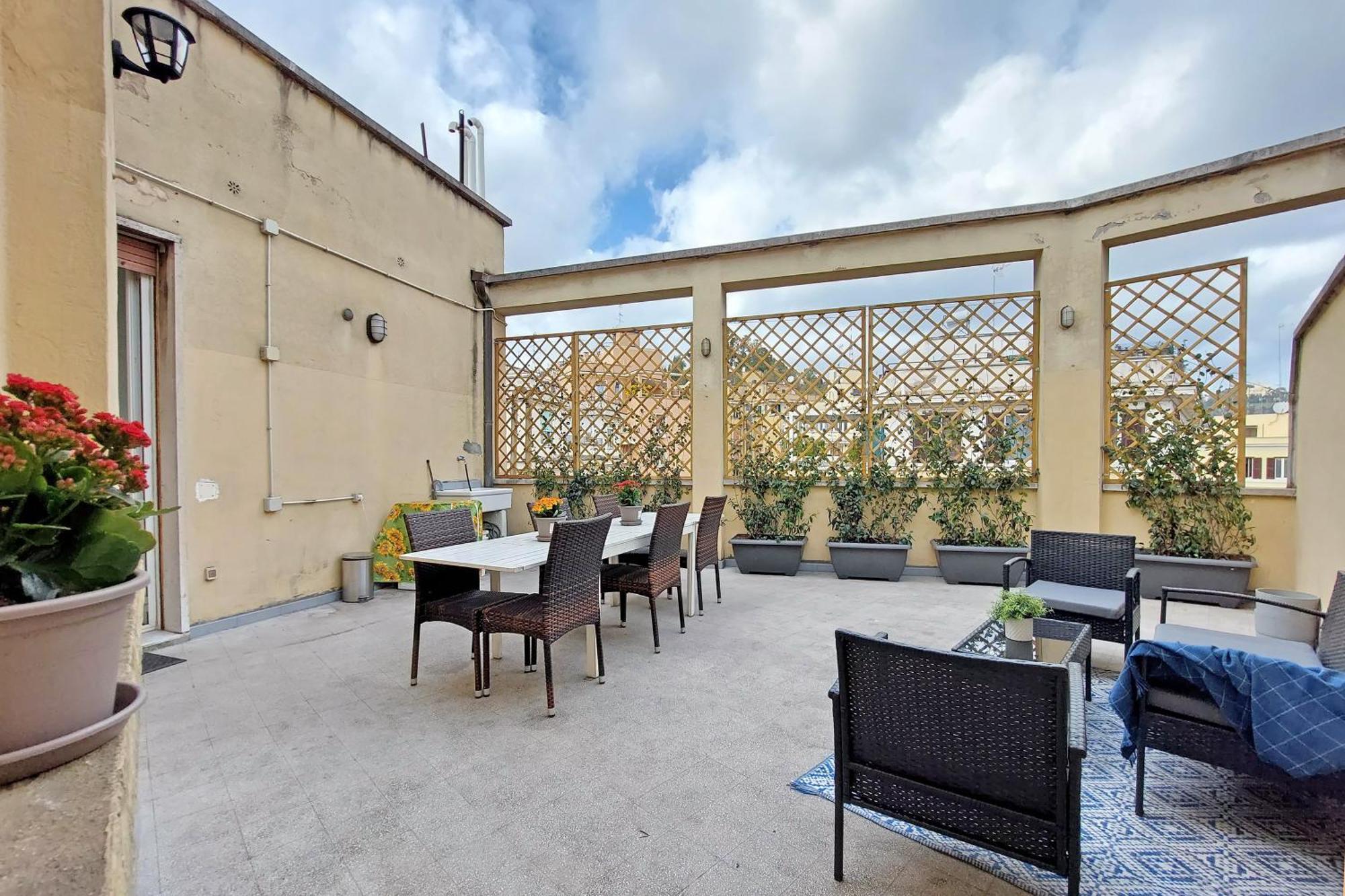 Triumph Apartment Roma Ngoại thất bức ảnh
